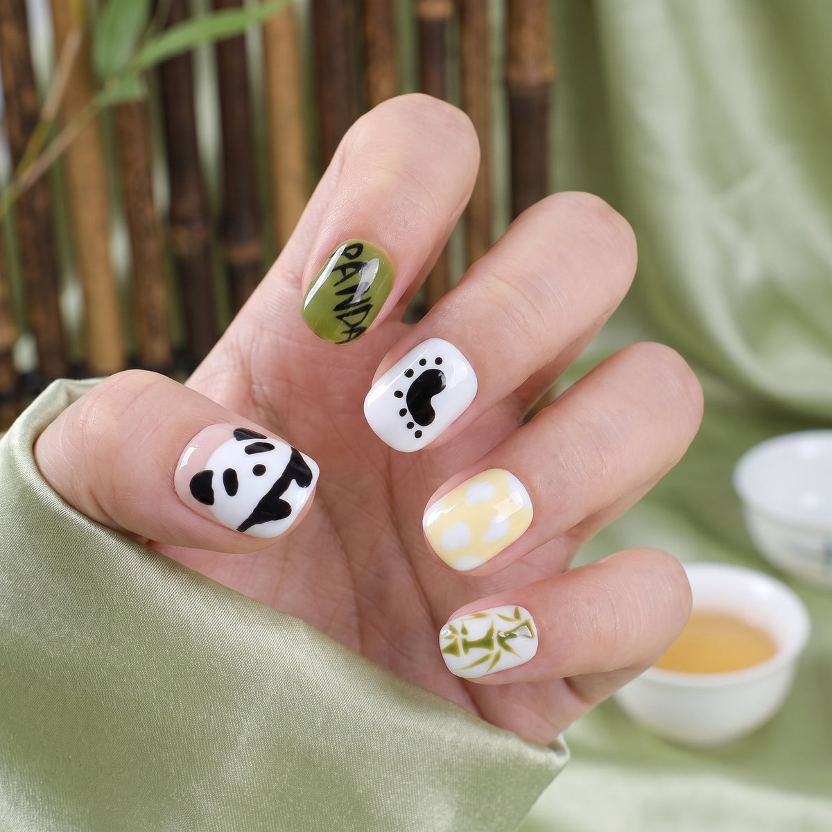 Panda Garden | TB-10069
